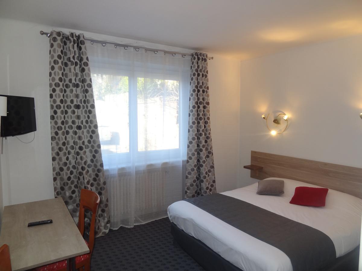 Hotel Les Ambassadeurs Saint-Chamond Exterior foto